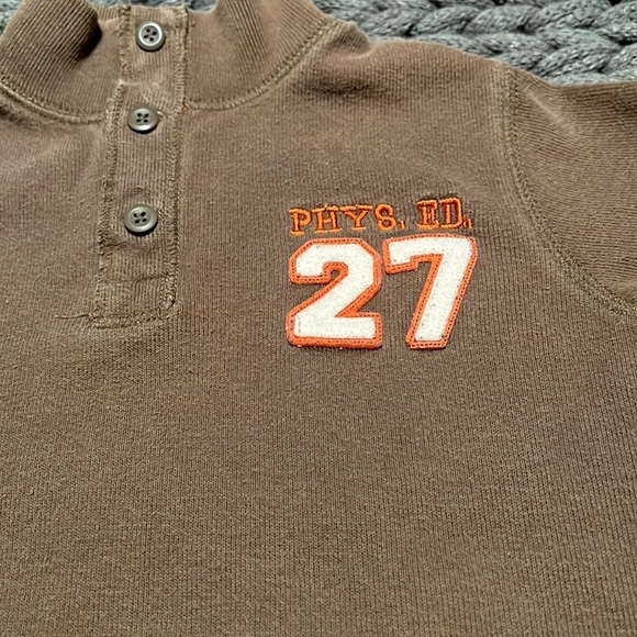 The Children’s Place Brown Pop Over Pull Over 24 Mos Boys - Picture 2 of 7